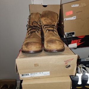 Mens Red Wings